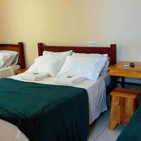 Hotel Recanto Verde Teresina de Goias Ngoại thất bức ảnh